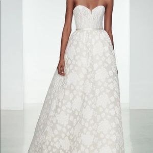 Amsale by Sophia ivory jacquard gown size 2